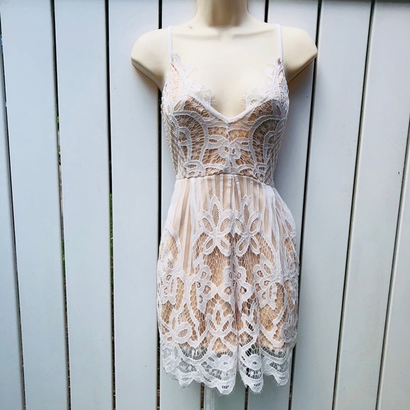 Pants - White Lace Romper